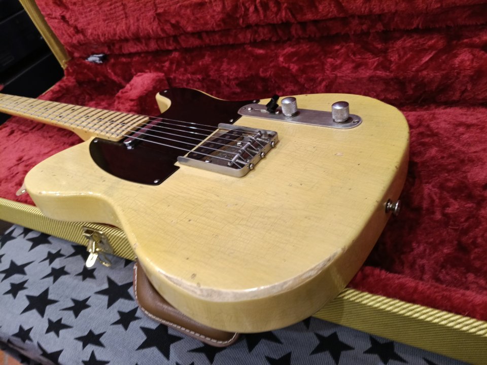 TELECASTER Nocaster 50s Relic - Cuerpo Hosco Japan + Mástil Fender usa de segunda mano · Foto 3 de 10 · Barcelona · 1200 €