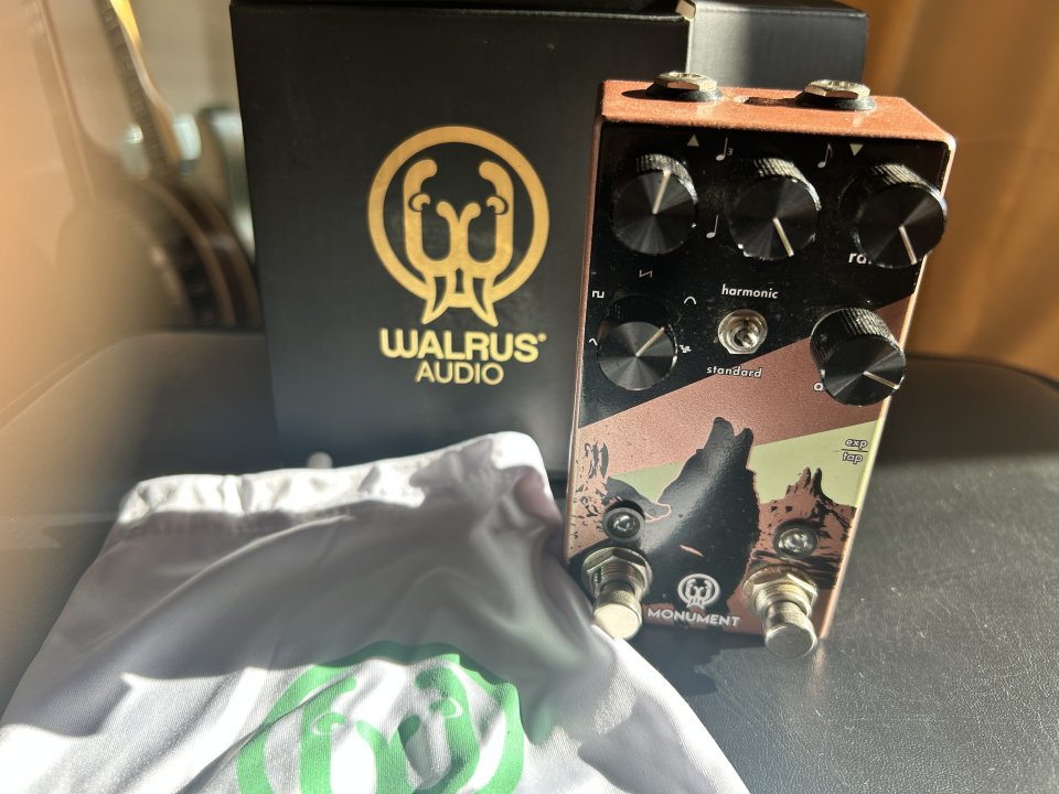 Walrus Monument Harmonic Tremolo