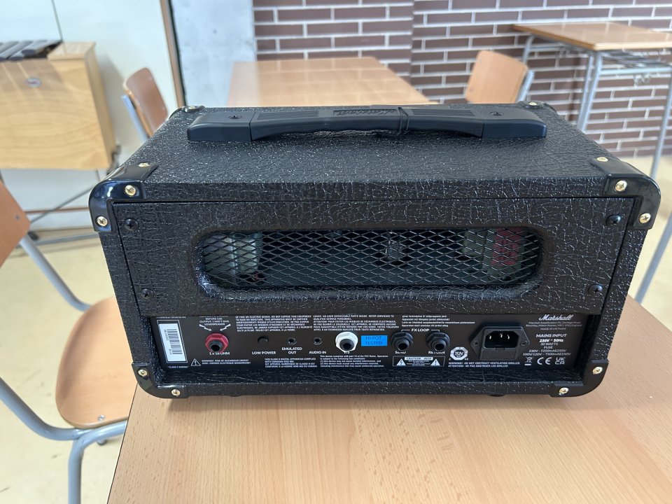 Marshall DSL1 HR (salida 8 Ohmios)