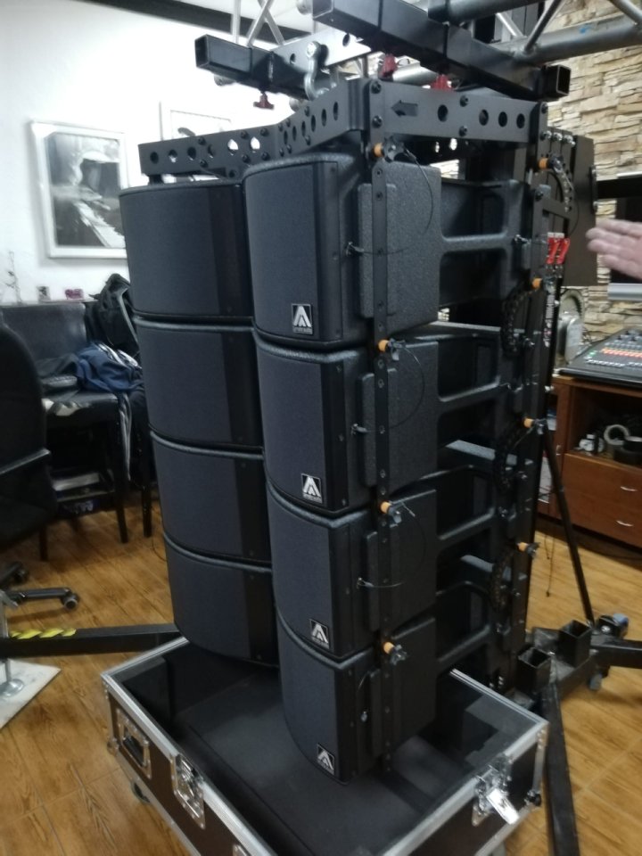 Line Array Amate Audio N208A y N208P de segunda mano · Foto 2 de 5 · Málaga · 1 €