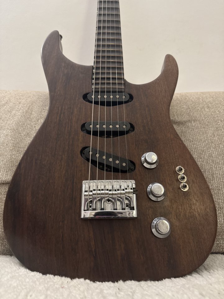 Strat Koa tipo Suhr de segunda mano · Foto 6 de 6 · Barcelona