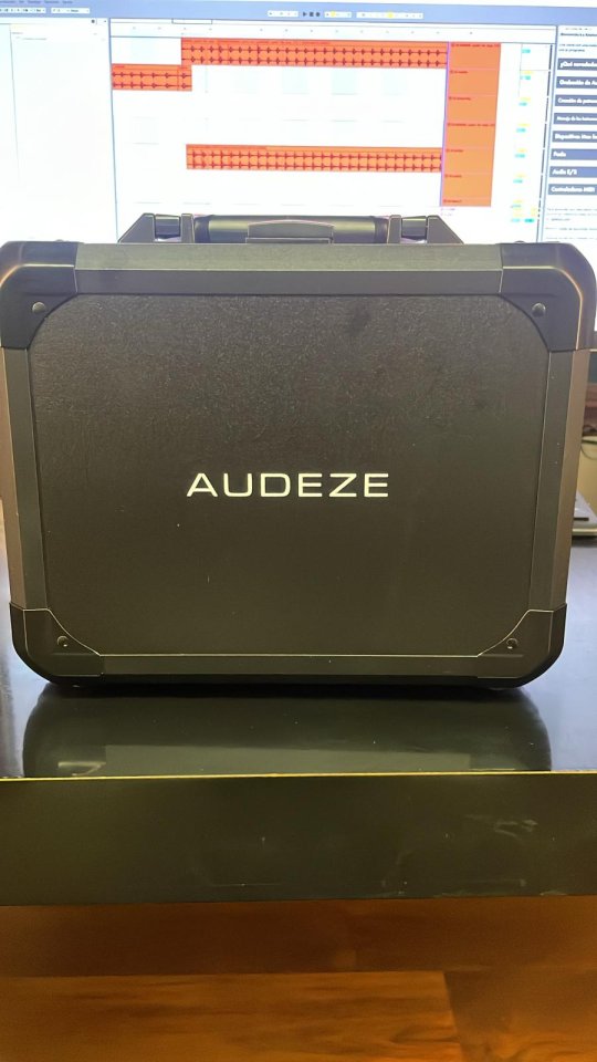 Audeze LCD-X + Case original + Cable XLR-4 + Riser Auralex