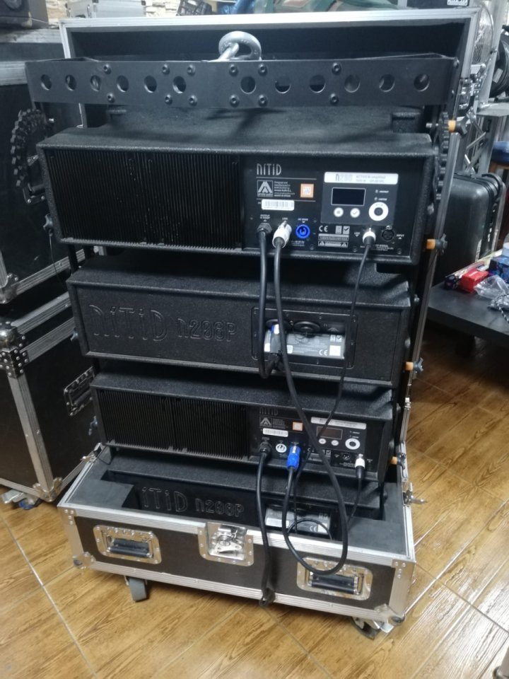 Line Array Amate Audio N208A y N208P de segunda mano · Foto 5 de 5 · Málaga · 1 €