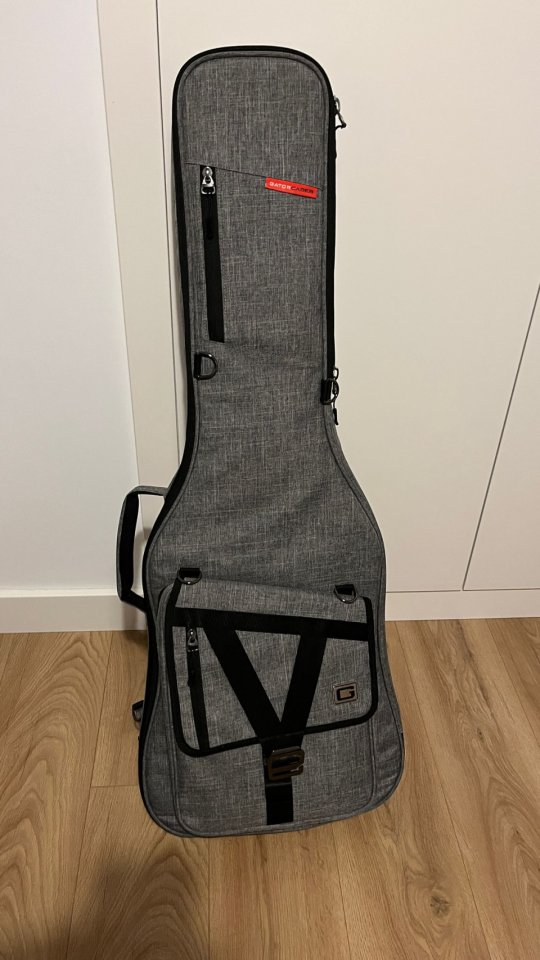 Funda guitarra eléctrica Gator como nueva