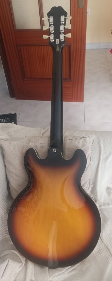 Epiphone ES-339 Pro 2015 Vintage Sunburst de segunda mano · Foto 2 de 10 · Málaga · 330 €
