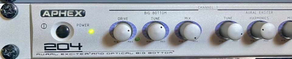 Procesador Analógico Aphex 204 Aural Exciter & Big Bottom de segunda mano · Foto 1 de 3 · Almería · 250 €