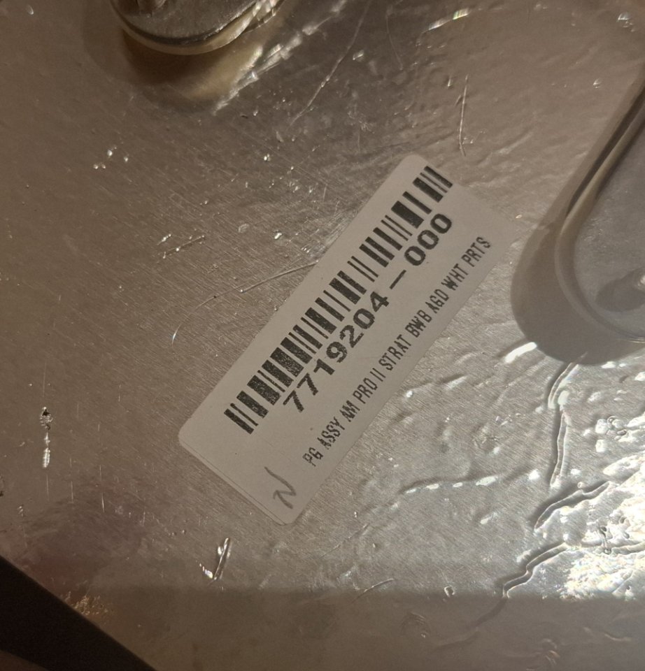 Pickguard American Pro II. de segunda mano · Foto 4 de 4 · Madrid · 290 €