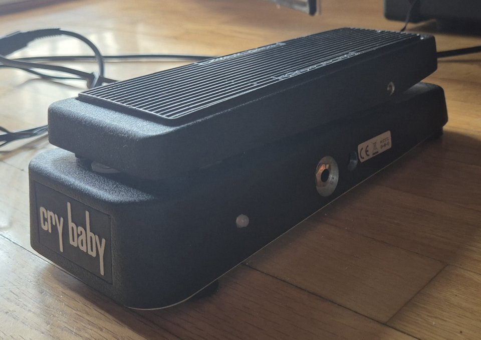 O cambio Crybaby gcb95 mod TBP+LED