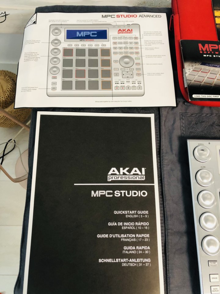 AKAI MPC STUDIO de segunda mano · Foto 4 de 7 · Valencia · 150 €