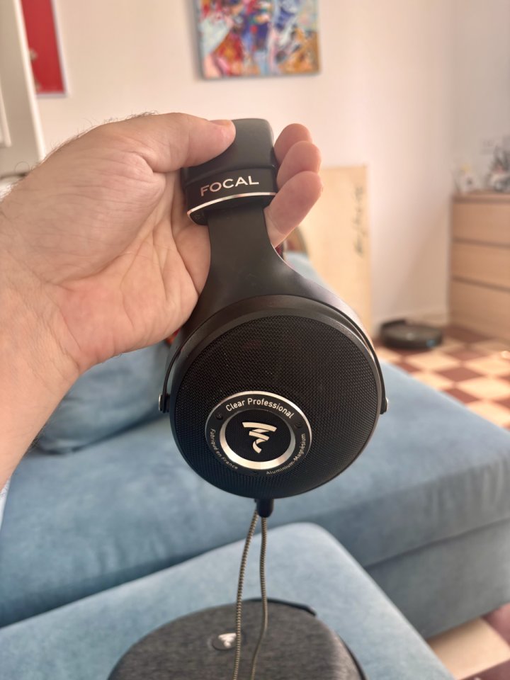 Focal Clear Pro Mg de segunda mano · Foto 2 de 6 · Sevilla · 750 €