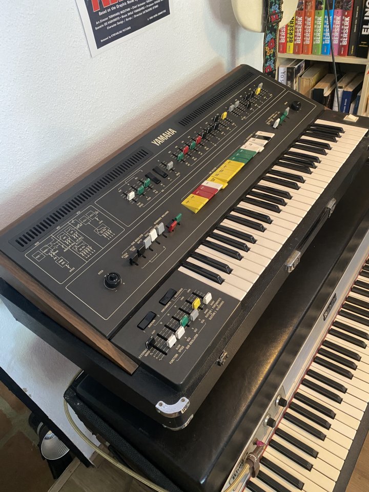 Yamaha CS-50 de segunda mano · Foto 5 de 5 · Málaga · 5800 €