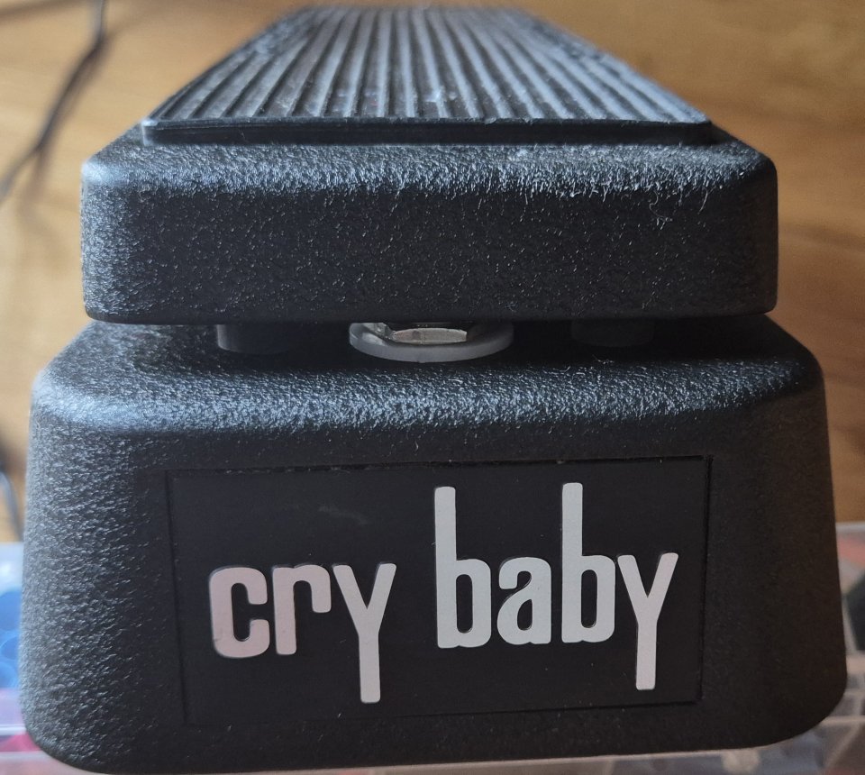 O cambio Crybaby gcb95 mod TBP+LED