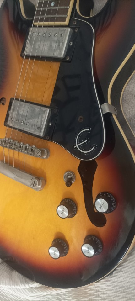 Epiphone ES-339 Pro 2015 Vintage Sunburst de segunda mano · Foto 6 de 10 · Málaga · 330 €