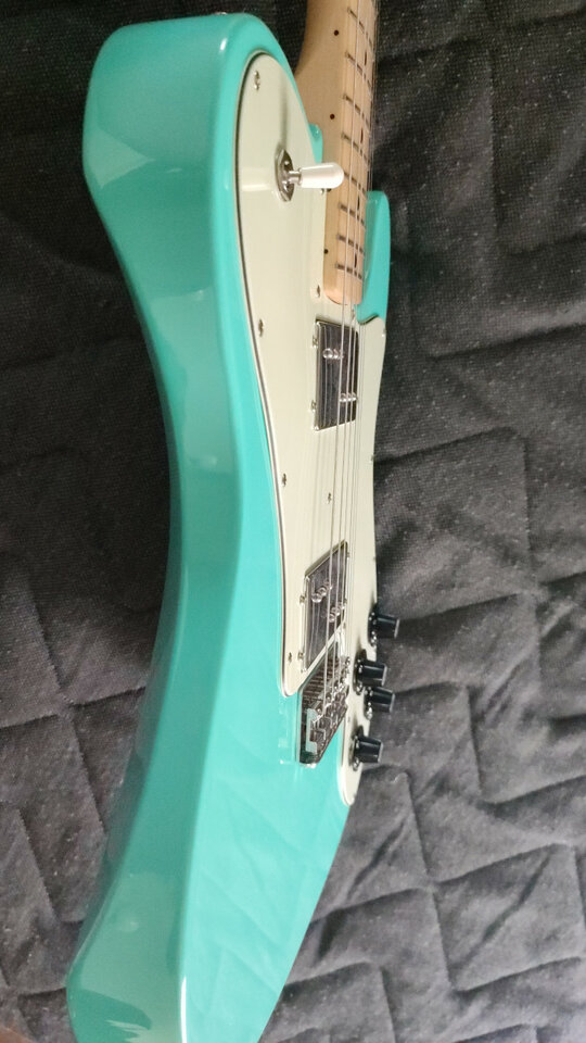 Fender Made in Japan  Limited Edition Traditional 70s Tele Deluxe MN Sea Foam Green