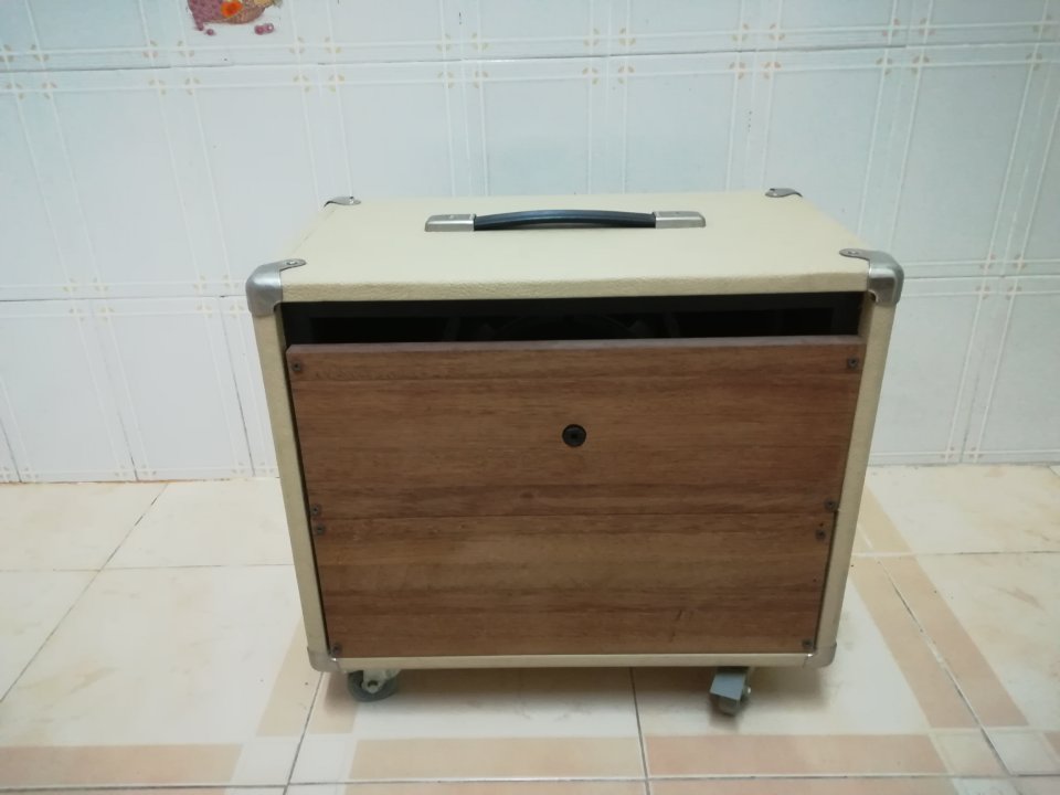 Pantalla guitarra 1x12 altavoz Electrovoice  EV EVM 12L Classic 8 Ohm