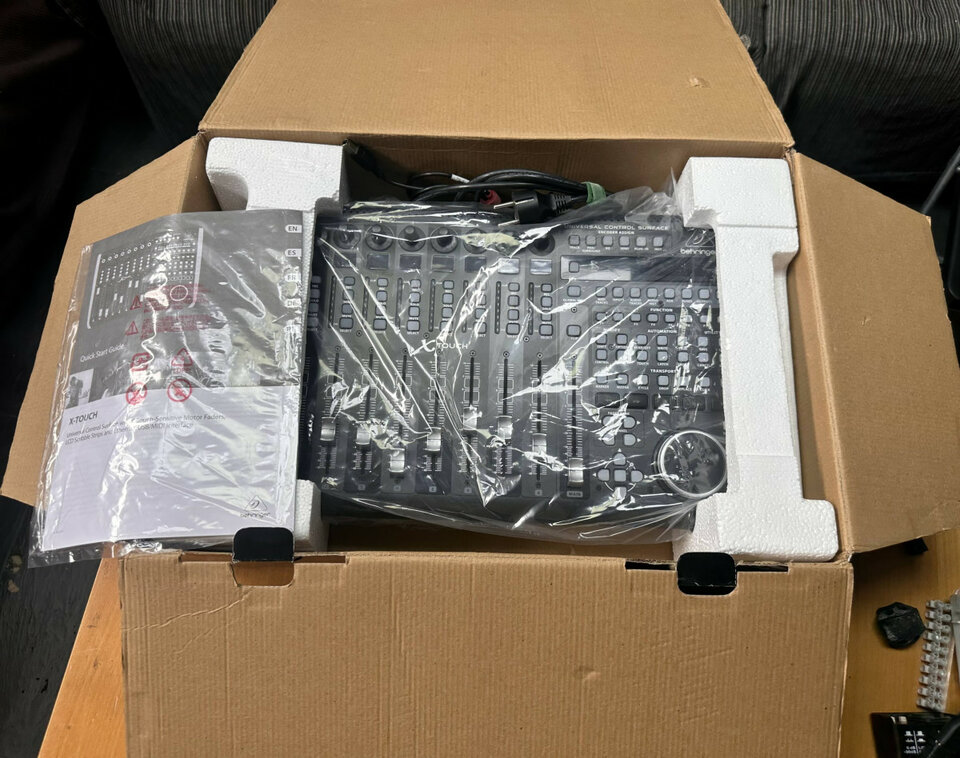 VENDO X-TOUCH Rebaja