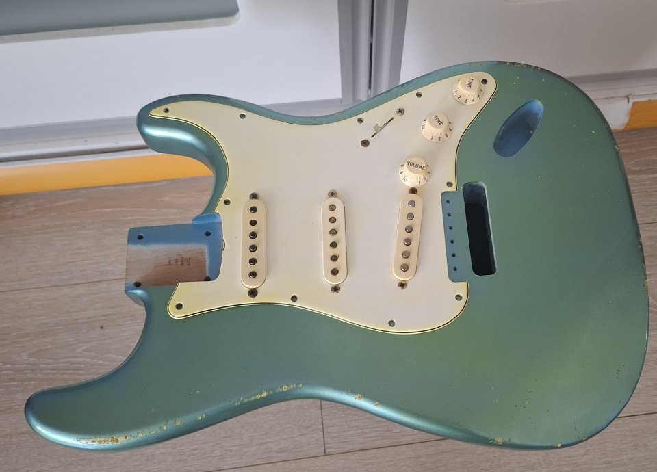Cuerpo Stratocaster MJT nuevo.