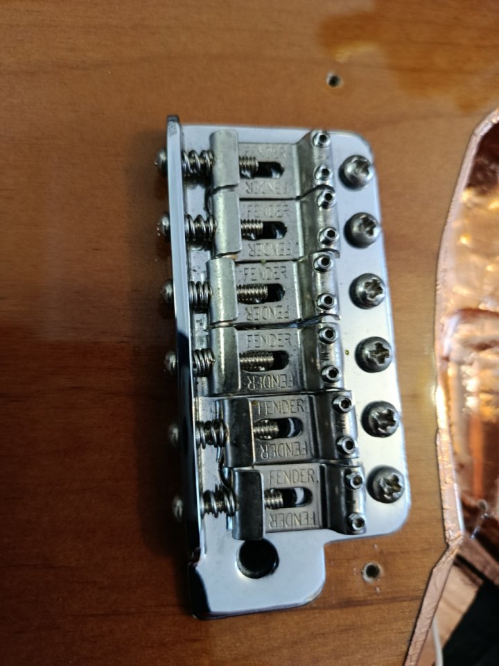 Cuerpo Fender stratocaster classic 50 (Aliso) de segunda mano · Foto 5 de 9 · Cantabria · 270 €