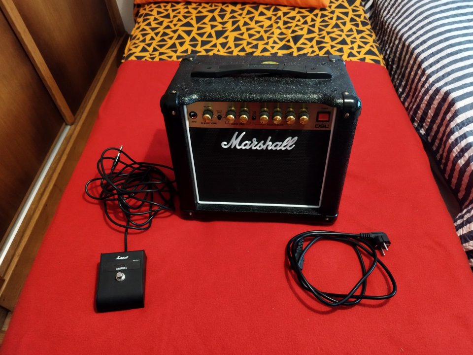 Ampli Marshall DLS1 de 1W