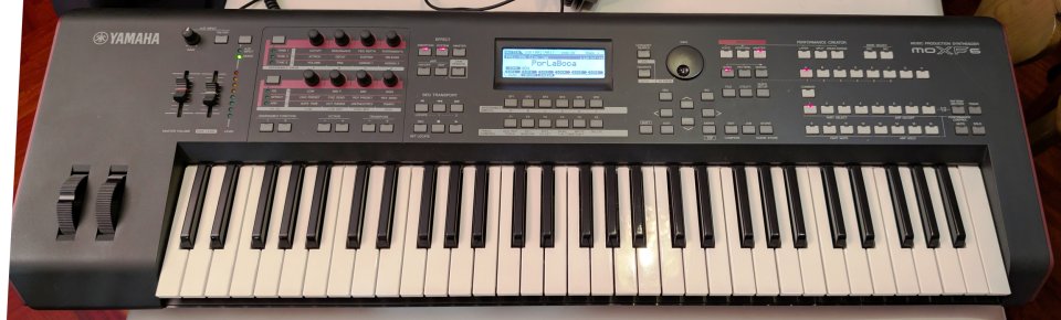 Yamaha MOXF6 Workstation (motor Motif XF) + funda original
