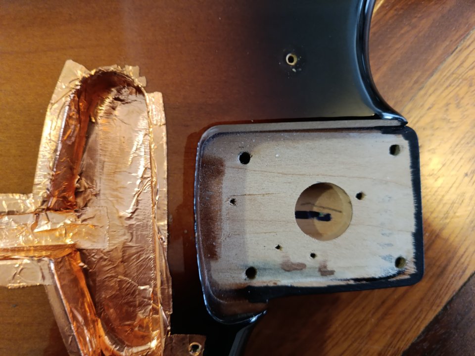 Cuerpo Fender stratocaster classic 50 (Aliso) de segunda mano · Foto 7 de 9 · Cantabria · 270 €