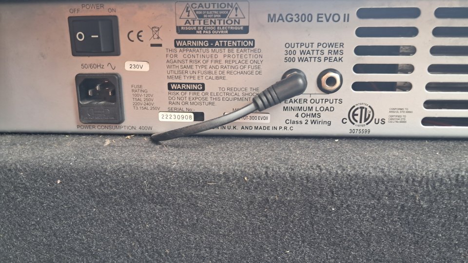 Amplificador de bajo ASHDOWN MAG300 EVO2 de segunda mano · Foto 2 de 2 · Barcelona · 240 €