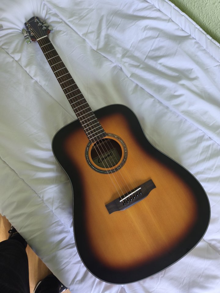 Acústica Egmond AV50 Burst de segunda mano · Foto 1 de 3 · Madrid · 100 €