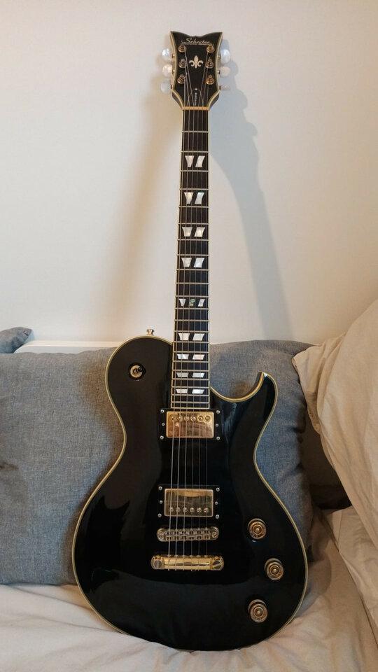 Schecter Solo 6 Custom
