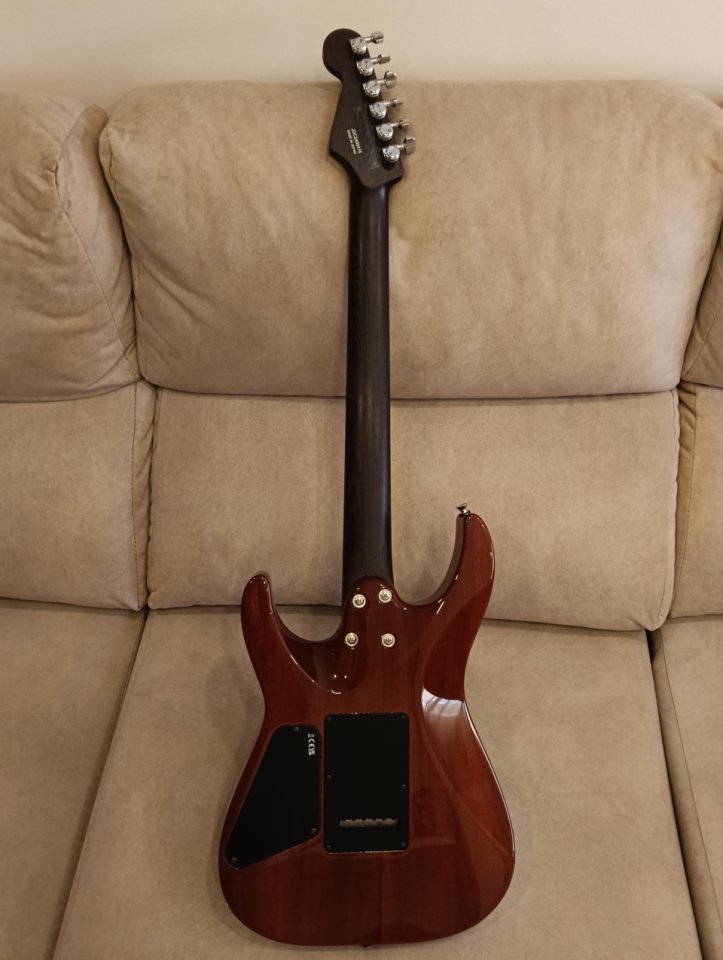 Charvel MIJ Mahogany Sunburst por una Ibanez MM1 Martin Miller de segunda mano · Foto 6 de 8 · Barcelona