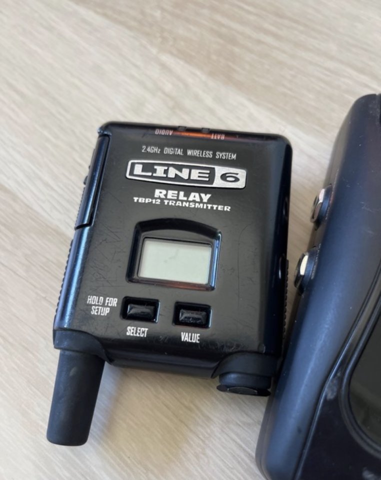 Inalámbrico Line 6 Relay G50 de segunda mano · Foto 2 de 3 · Málaga · 230 €