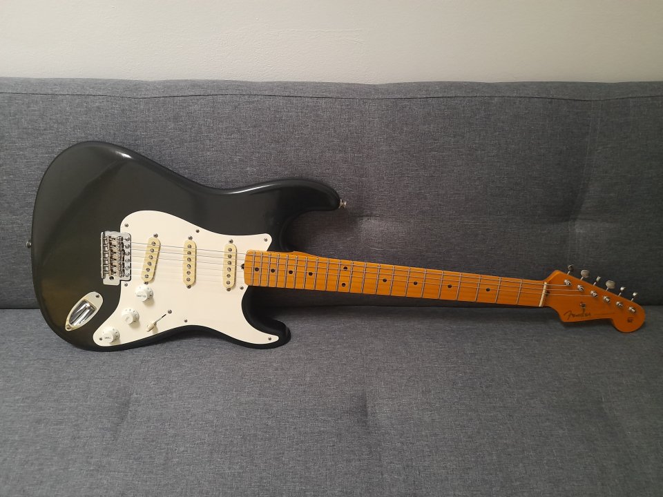 Stratocaster replica de Blackie (cambio)