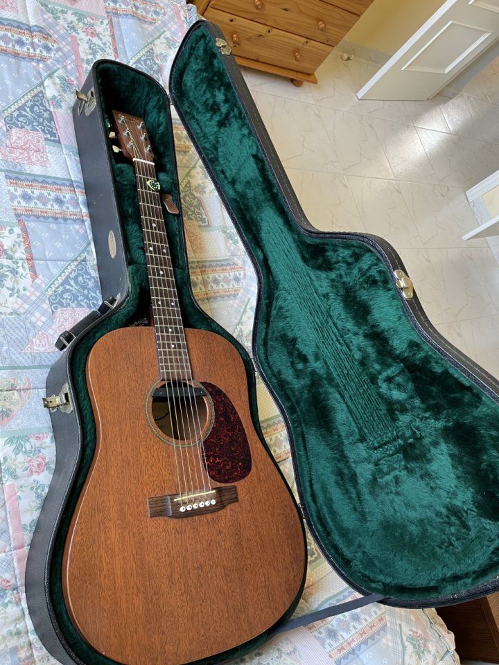 Martin D15 de segunda mano · Foto 1 de 4 · Valencia · 1550 €