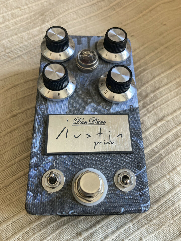 Dandrive Austin Pride Fuzz 2023