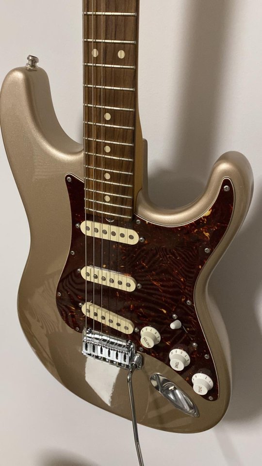 Suhr Classic