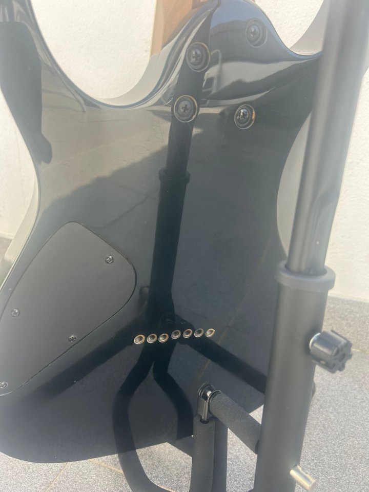 Ibanez RG7321 - 7 cuerdas