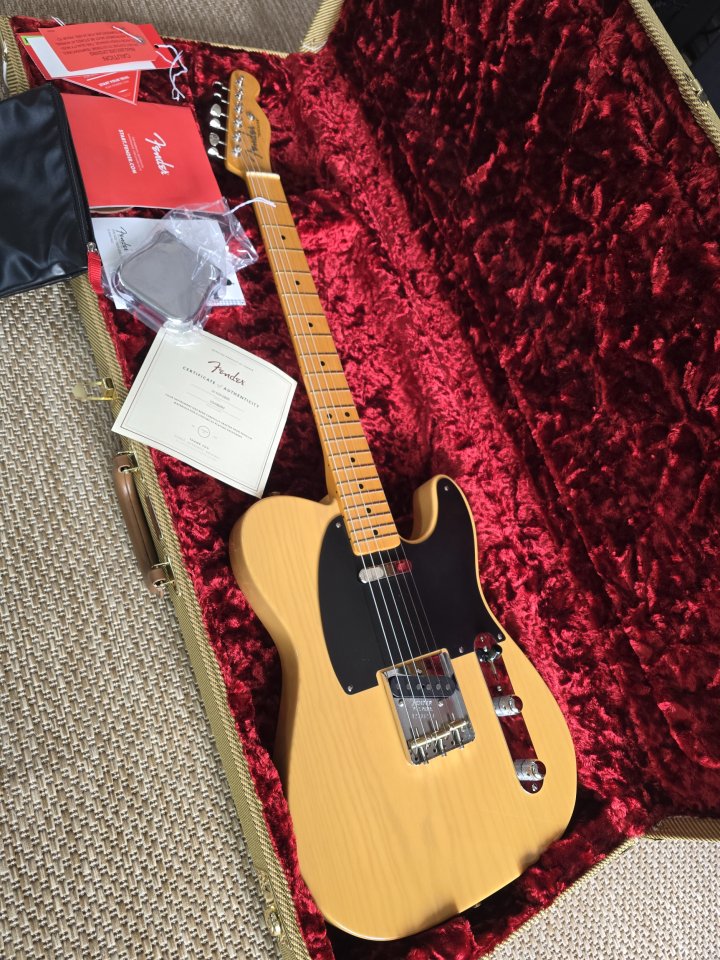Fender AVII 1951 Telecaster Butterscotch de segunda mano · Foto 1 de 8 · Valencia · 1450 €