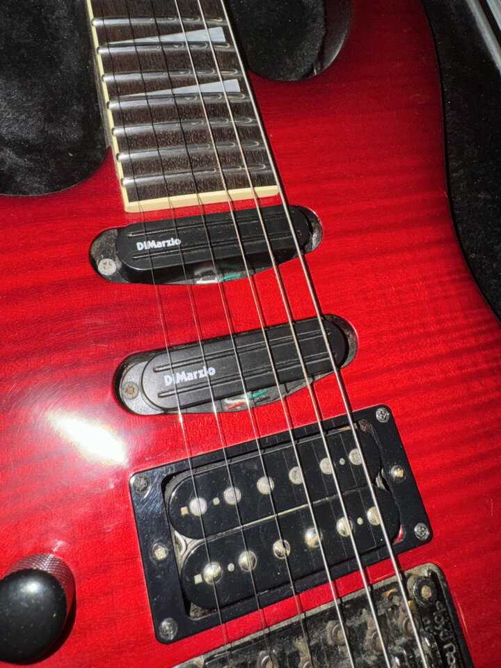 Jackson zurda DK2L. Zurdo