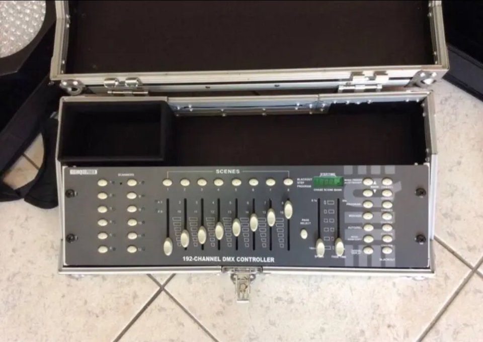 Controlador DMX VDPC145 192 Canales + FlightCase