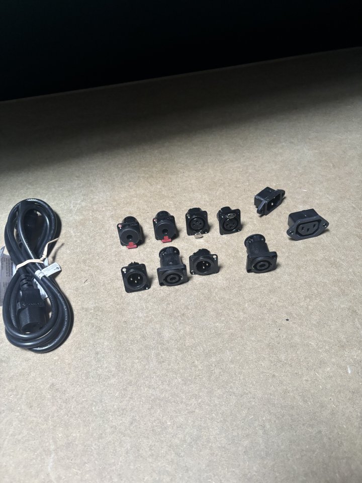 Proyecto cabina insonorizante para guitarra/bajo de segunda mano · Foto 3 de 6 · Gipuzkoa · 250 €