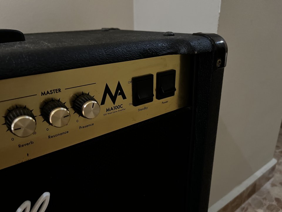 Vendo amplificador Marshall MA100C de segunda mano · Foto 3 de 3 · Castellón · 600 €
