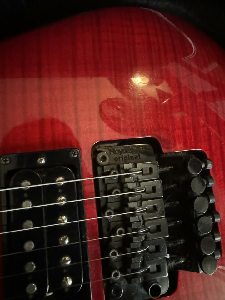 Jackson zurda DK2L. Zurdo