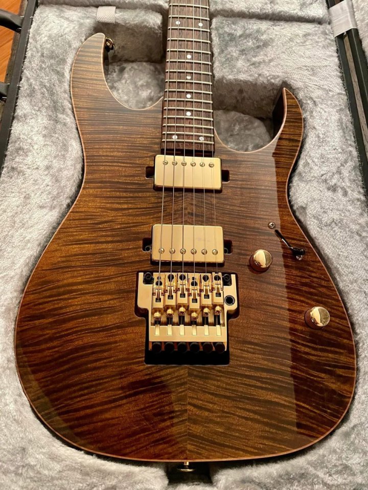 Ibanez JCRG11R-GTE J-Custom, Golden Tiger Eye, Limited Ed.