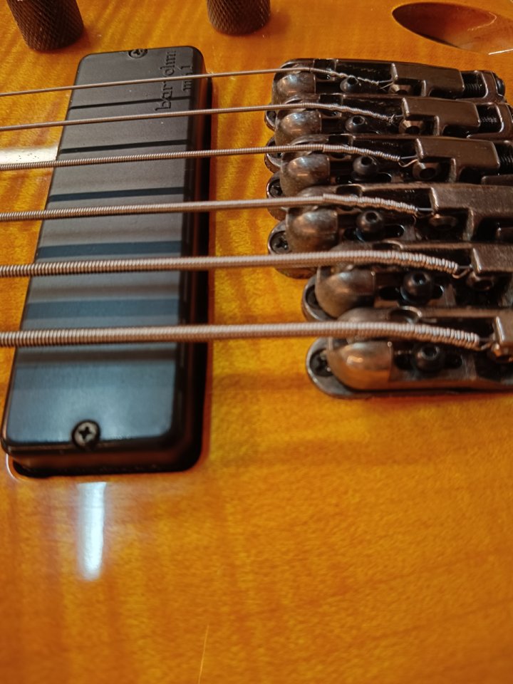 Bajo Ibanez GVB36 Gérald Veasley de segunda mano · Foto 8 de 9 · Bizkaia · 1190 €