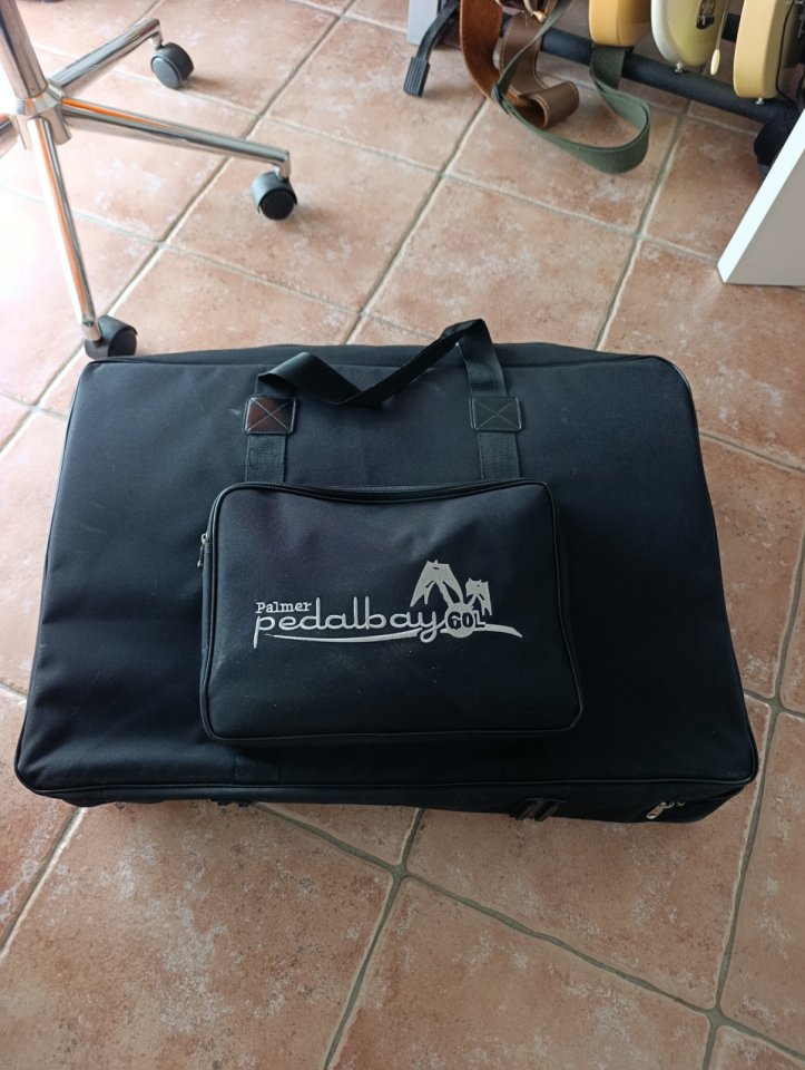 Pedales y pedalboard de segunda mano · Foto 3 de 4 · Ourense · 1 €