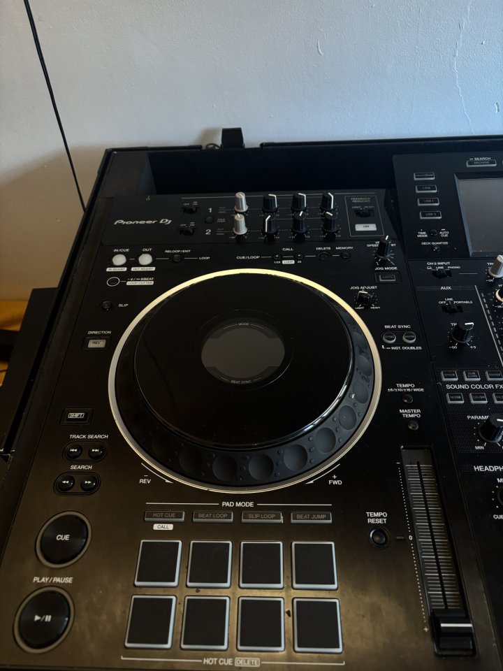 Pioneer DJ XDJ-XZ sistema todo en uno