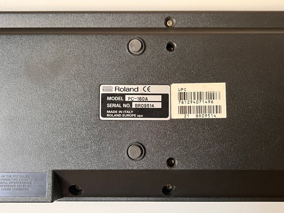 Controlador MIDI Roland ED PC180A de segunda mano · Foto 4 de 5 · Sevilla · 40 €