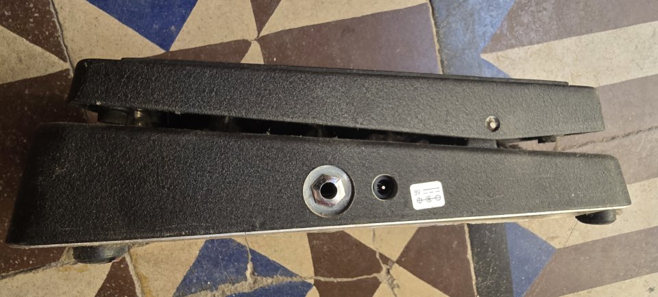 Dunlop crybaby wah 1990s de segunda mano · Foto 4 de 4 · Barcelona · 55 €