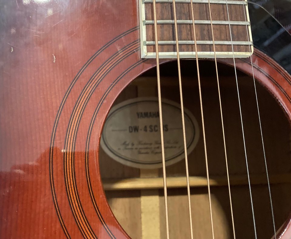 Yamaha DW-4SC-VS de segunda mano · Foto 4 de 7 · Cantabria · 350 €