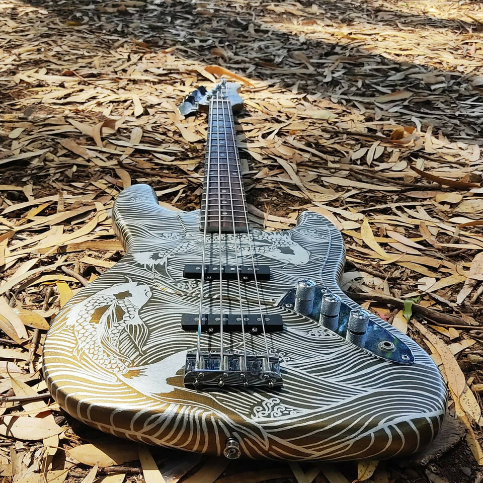 Customiza tu Bajo Eléctrico!