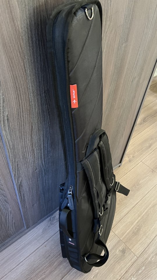 Funda MONO M80 Sleeve de segunda mano · Foto 4 de 6 · Girona · 100 €